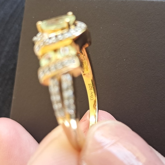 Rare Natural Chrysoberyl and White Zircon Ring - Picture 4 of 7